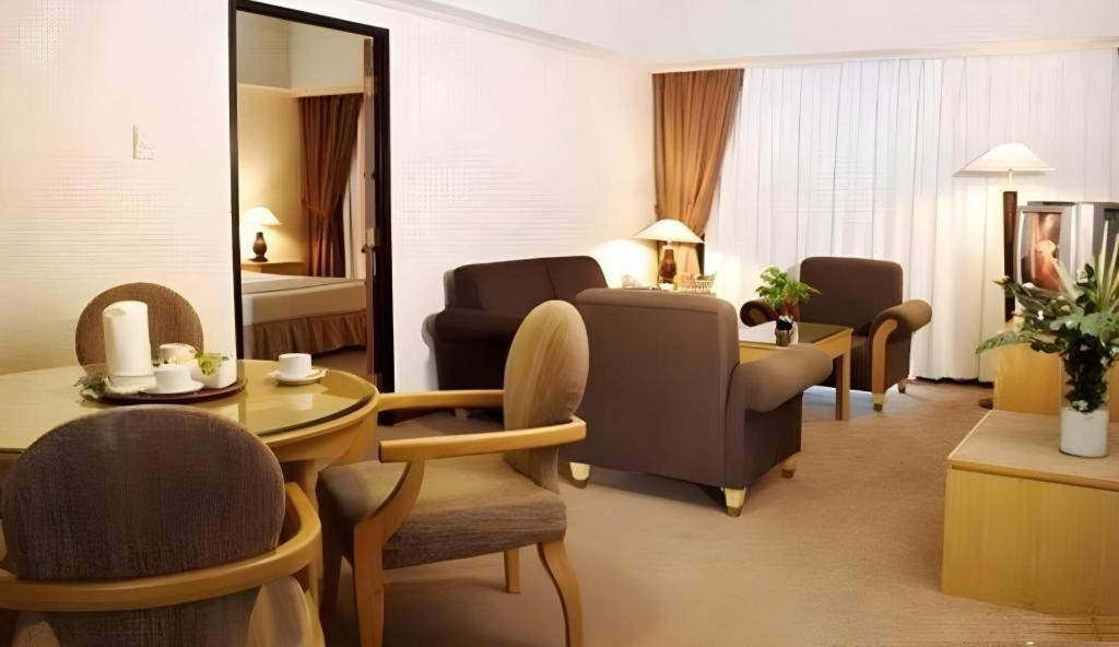 Oasis Amir Hotel Jakarta Extérieur photo