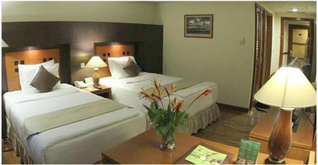 Oasis Amir Hotel Jakarta Extérieur photo