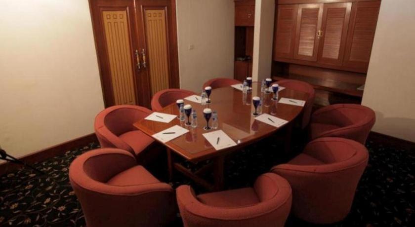 Oasis Amir Hotel Jakarta Extérieur photo